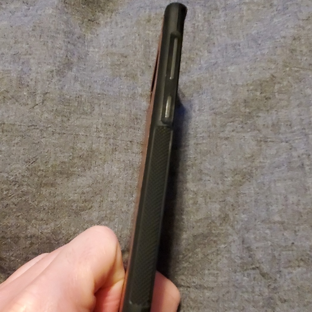 Phone case - Picture 5 of 6
